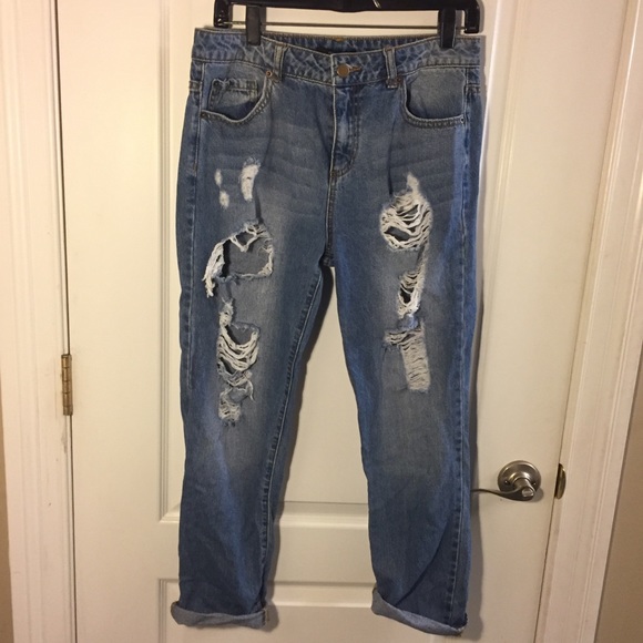 Forever 21 Denim - BOGO🌸 Distressed Ripped High Rise Boyfriend Jeans
